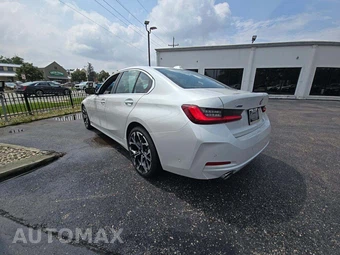 2025 BMW 3 Series Sedan 330i xDrive - miniatura 2