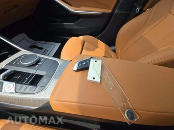 2025 BMW 3 Series Sedan 330i xDrive - miniatura 8