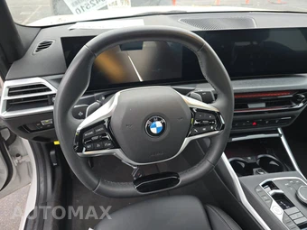2025 BMW 3 Series Sedan 330i xDrive - miniatura 10