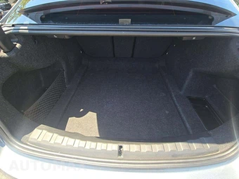 2025 BMW 3 Series Sedan 330i xDrive - miniatura 14