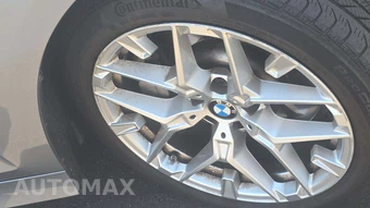 2025 BMW 3 Series Sedan 330i xDrive - miniatura 26