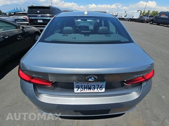 2025 BMW 3 Series Sedan 330i xDrive - miniatura 5