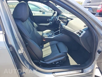 2025 BMW 3 Series Sedan 330i xDrive - miniatura 8