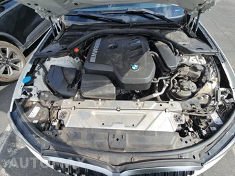 2025 BMW 3 Series Sedan 330i xDrive - miniatura 16