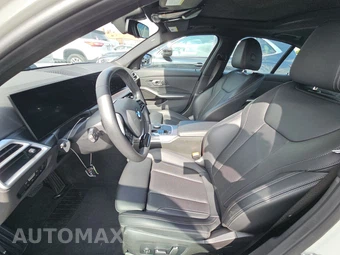 2025 BMW 3 Series Sedan 330i xDrive - miniatura 7