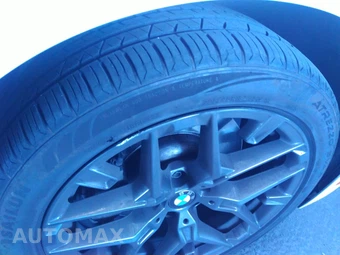2025 BMW 3 Series Sedan 330i xDrive - miniatura 24