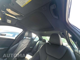 2025 BMW 3 Series Sedan 330i xDrive - miniatura 11