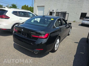 2025 BMW 3 Series Sedan 330i xDrive - miniatura 3