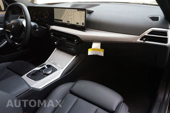 2025 BMW 3 Series Sedan 330i xDrive - miniatura 5