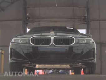 2025 BMW 3 Series Sedan 330i xDrive - miniatura 3