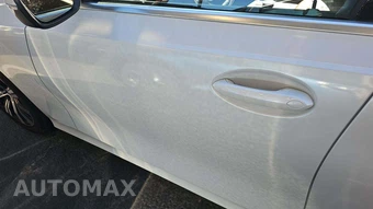 2025 BMW 3 Series Sedan 330i xDrive - miniatura 21
