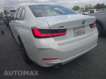 2025 BMW 3 Series Sedan 330i xDrive - miniatura 6