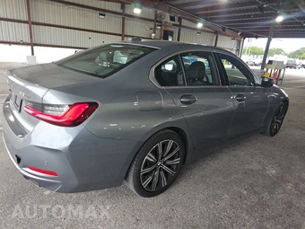 2025 BMW 3 Series Sedan 330i xDrive - miniatura 4