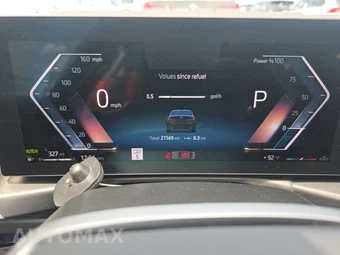 2025 BMW 3 Series Sedan 330i xDrive - miniatura 18