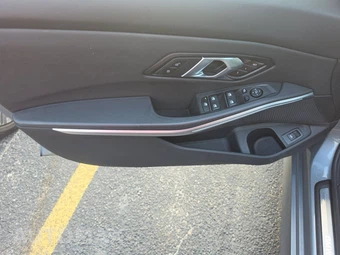 2025 BMW 3 Series Sedan 330i xDrive - miniatura 15