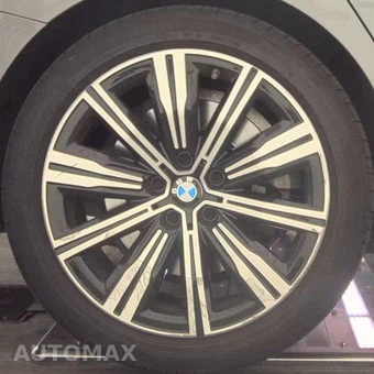 2025 BMW 3 Series Sedan 330i xDrive - miniatura 26