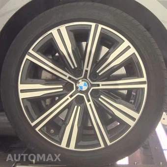 2025 BMW 3 Series Sedan 330i xDrive - miniatura 27