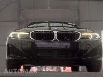 2025 BMW 3 Series Sedan 330i xDrive - miniatura 3