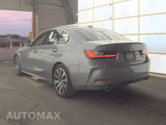 2025 BMW 3 Series Sedan 330i xDrive - miniatura 8