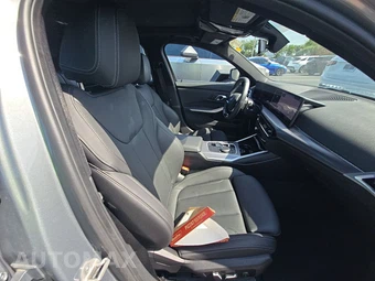 2025 BMW 3 Series Sedan 330i xDrive - miniatura 14