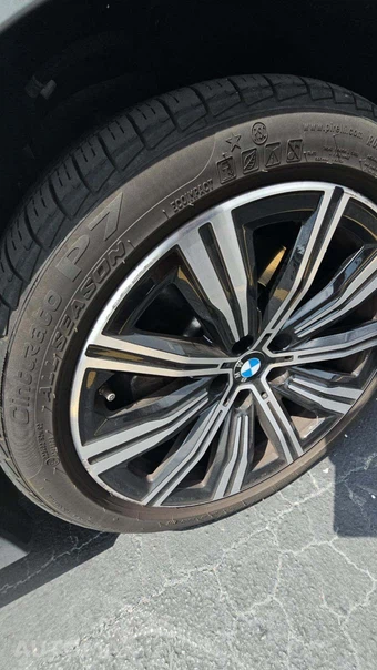 2025 BMW 3 Series Sedan 330i xDrive - miniatura 26