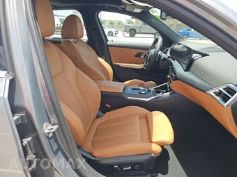 2025 BMW 3 Series Sedan 330i xDrive - miniatura 14