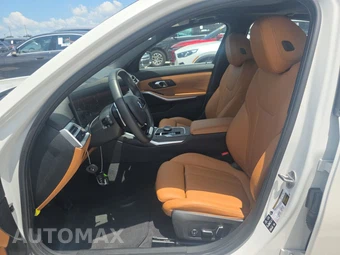 2025 BMW 3 Series Sedan 330i xDrive - miniatura 13