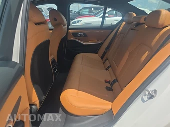 2025 BMW 3 Series Sedan 330i xDrive - miniatura 19