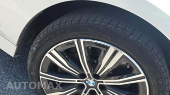 2025 BMW 3 Series Sedan 330i xDrive - miniatura 29