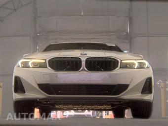 2025 BMW 3 Series Sedan 330i xDrive - miniatura 3