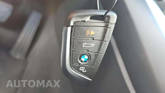 2025 BMW 3 Series Sedan 330i xDrive - miniatura 18
