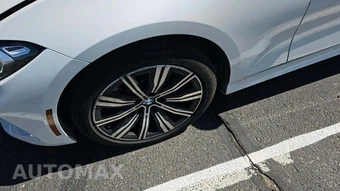 2025 BMW 3 Series Sedan 330i xDrive - miniatura 27