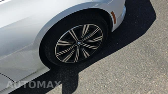 2025 BMW 3 Series Sedan 330i xDrive - miniatura 30