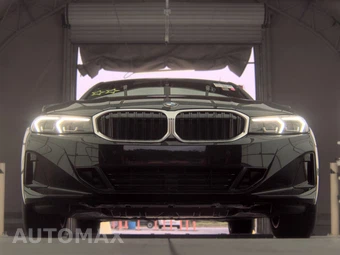 2025 BMW 3 Series Sedan 330i xDrive - miniatura 3