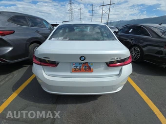 2025 BMW 3 Series Sedan 330i xDrive - miniatura 5