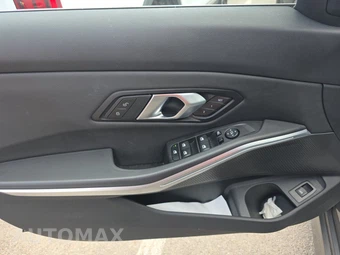 2025 BMW 3 Series Sedan 330i xDrive - miniatura 15
