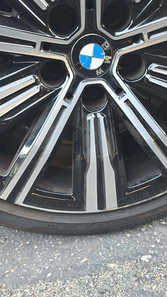 2025 BMW 3 Series Sedan 330i xDrive - miniatura 24
