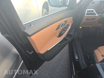 2025 BMW 3 Series Sedan 330i xDrive - miniatura 9