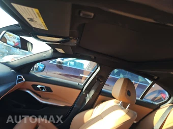 2025 BMW 3 Series Sedan 330i xDrive - miniatura 21