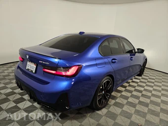 2025 BMW 3 Series Sedan M340i xDrive - miniatura 4