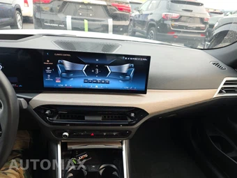 2025 BMW 4 Series Convertible 430i – miniatura 17