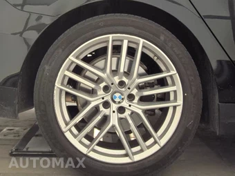2025 BMW 5 Series Sedan 530i - miniatura 11