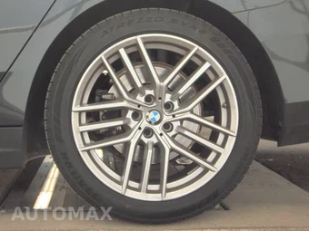 2025 BMW 5 Series Sedan 530i - miniatura 12