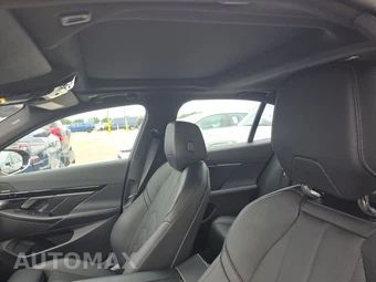 2025 BMW 5 Series Sedan 530i - miniatura 20