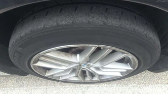 2025 BMW 5 Series Sedan 530i - miniatura 35