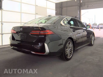 2025 BMW 5 Series Sedan 530i - miniatura 5