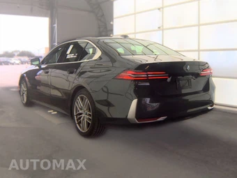 2025 BMW 5 Series Sedan 530i - miniatura 8