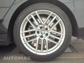 2025 BMW 5 Series Sedan 530i - miniatura 12