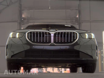 2025 BMW 5 Series Sedan 530i - miniatura 3