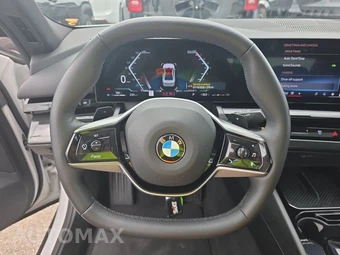 2025 BMW 5 Series Sedan 530i - miniatura 16